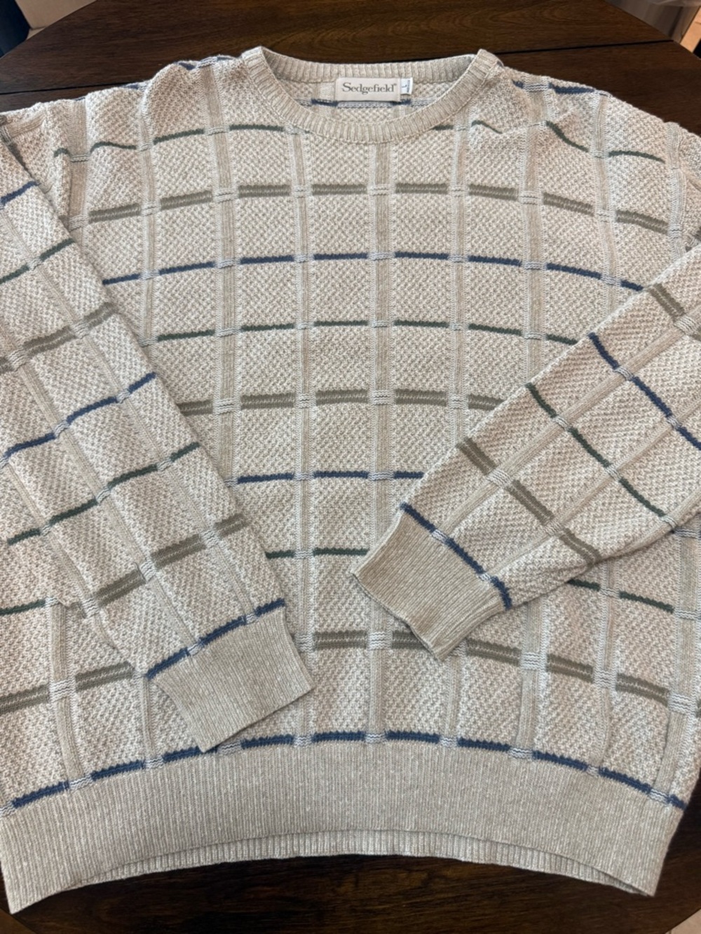 VTG Sedgefield Cream Windowpane Crewneck Sweater with Subtle Accent Lines